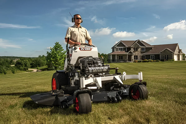 Bobcat ZS4000 Zero-Turn, Stand-On Mower (9994002) – Metuchen